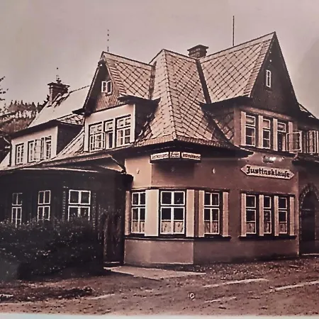 Na Vysoké Peci - A Restaurant Pensión Nejdek
