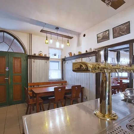 Na Vysoké Peci - A Restaurant Pensión Nejdek