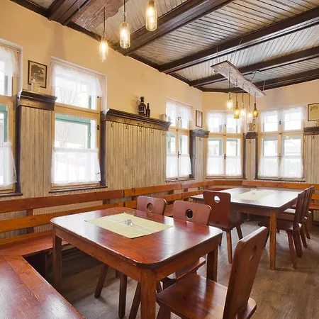 Na Vysoké Peci - A Restaurant Pensión Nejdek